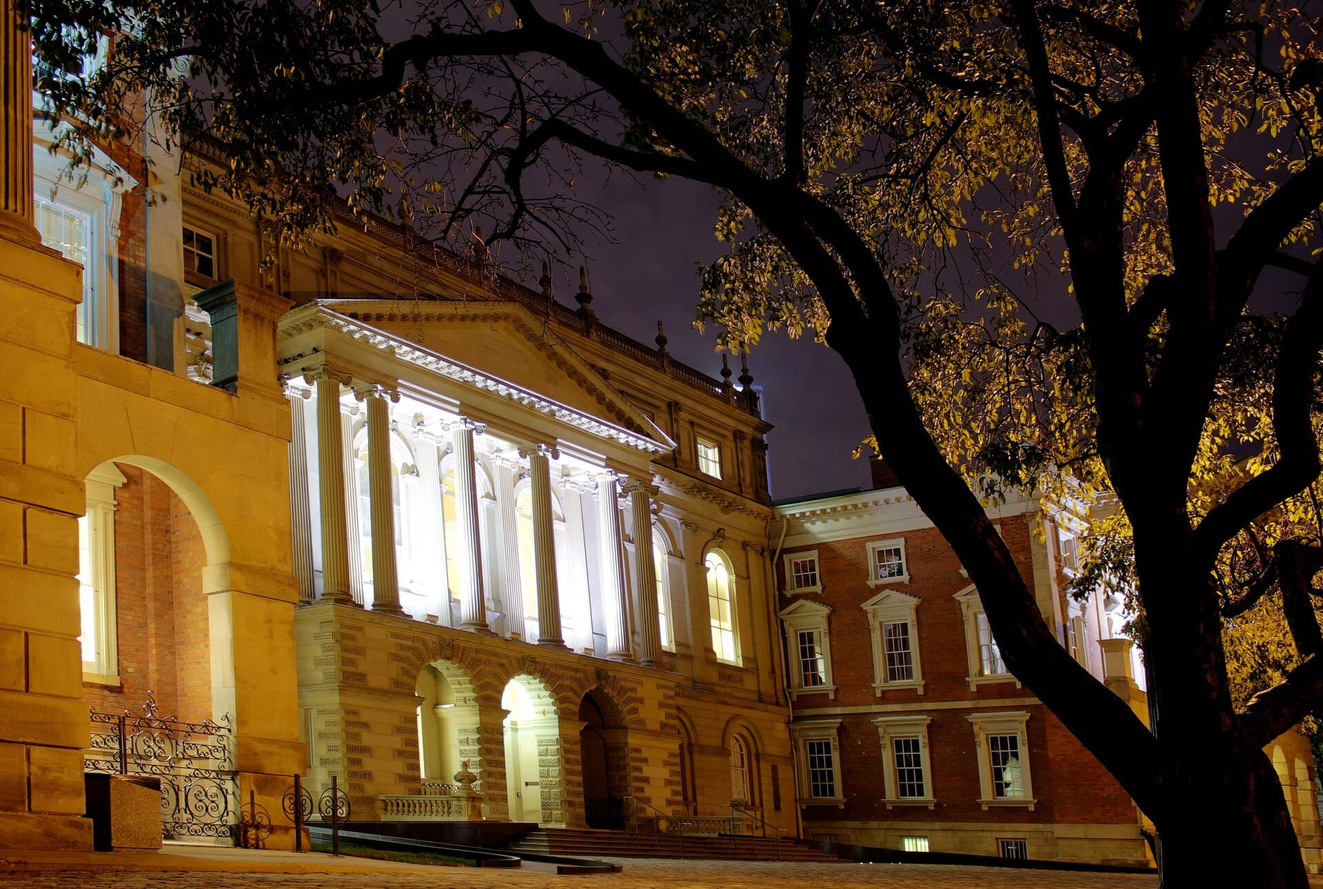 Osgoode Hall, Toronto